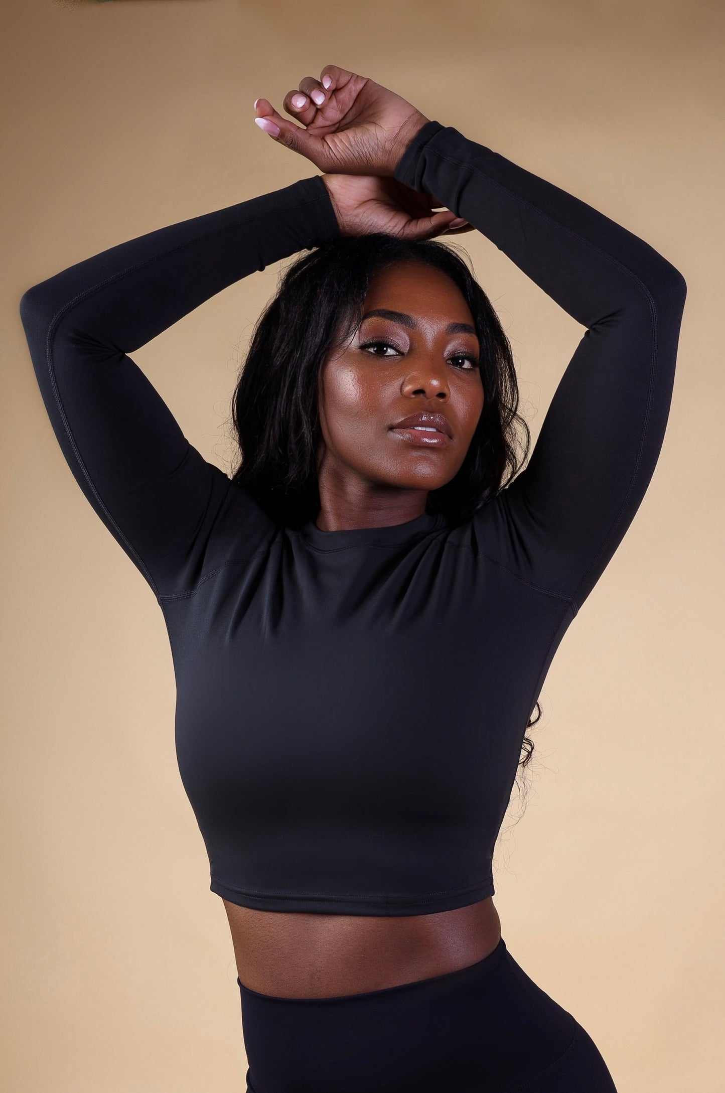 Vital Long Sleeve Crop Top - Black