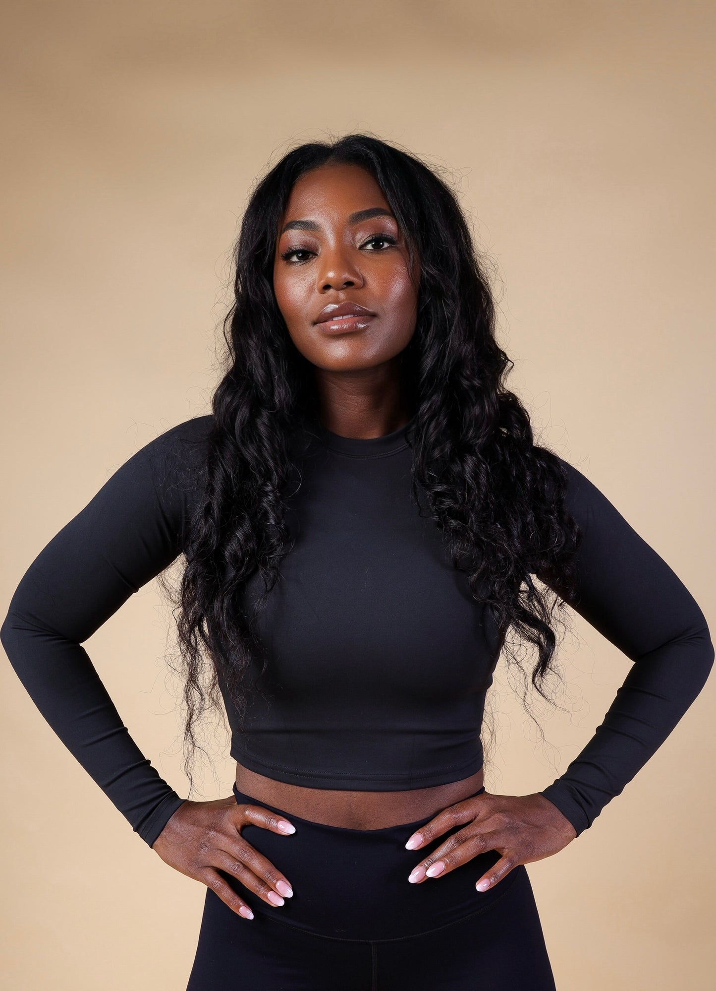 Vital Long Sleeve Crop Top - Black